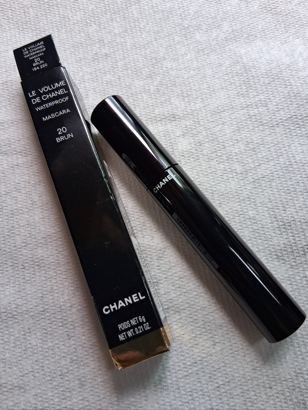 NIB CHANEL Le Volume Waterproof Mascara 20 Brun